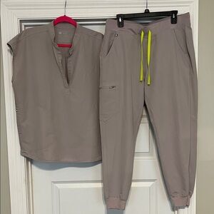 Figs Slate Scrub set